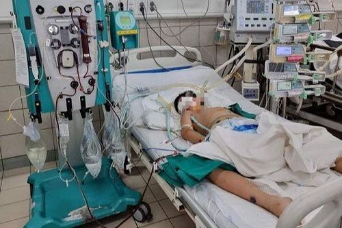Cứu bệnh nhi sốc nhiễm khuẩn nặng vì loại vi khuẩn hiếm gặp