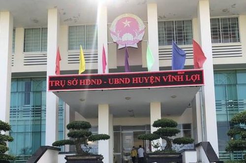Lập khống chi tặng quà nạn nhân chất độc hóa học để bù chi phí tiếp khách