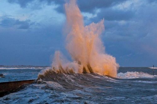 10 người thiệt mạng khi bão Ciaran tàn phá Tây Âu