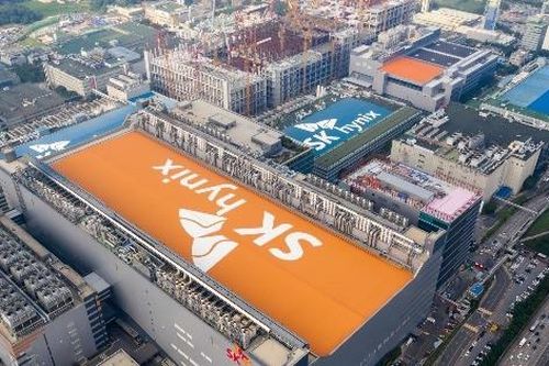 Hãng chip SK Hynix trở thành công ty vốn hóa lớn thứ hai Hàn Quốc