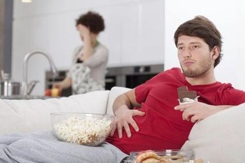 Kiện con trai U50 ra tòa vì tội 'ăn bám'