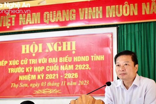 Phó Chủ tịch Thường trực UBND tỉnh tiếp xúc cử tri huyện Anh Sơn