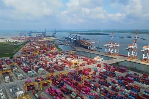 Hàng hóa thông qua cảng biển tại nhiều địa phương đang tăng trở lại
