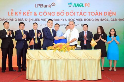 Học viện bóng đá và câu lạc bộ HAGL đổi tên thành Học viện và Câu lạc bộ bóng đá LPBank - HAGL