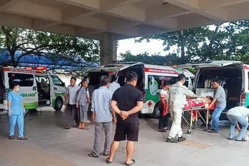 Nổ bình khí ga ở Dung Quất, 9 người bị bỏng được đưa đi cấp cứu