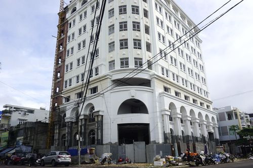 Tòa nhà trăm tỷ, xây gần 10 năm chưa xong của nữ giám đốc vừa bị bắt ở Bình Định