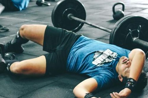 Dấu hiệu nhận biết bạn đang tập thể thao quá sức