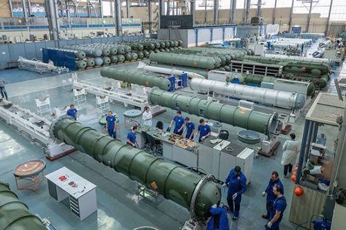 Nga mua tới 1.000 tên lửa tầm xa 40N6 cho tổ hợp phòng không S-400