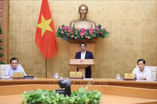 Tập trung tháo gỡ khó khăn cho sản xuất kinh doanh, khơi thông các nguồn lực