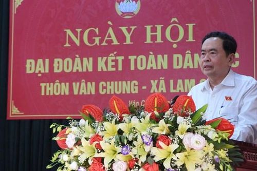 Phó Chủ tịch Thường trực Quốc hội Trần Thanh Mẫn dự Ngày hội Đại đoàn kết tại Bắc Giang