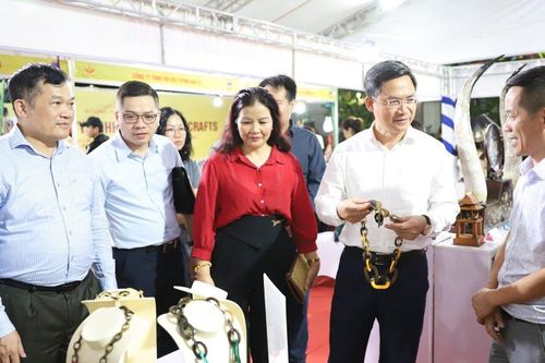 Thường Tín khai mạc triển lãm các sản phẩm hàng thủ công mỹ nghệ năm 2023