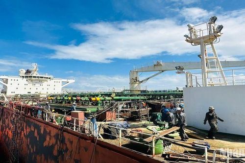 Khám nghiệm hiện trường và điều tra vụ cháy nổ tại Nhà máy đóng tàu Dung Quất