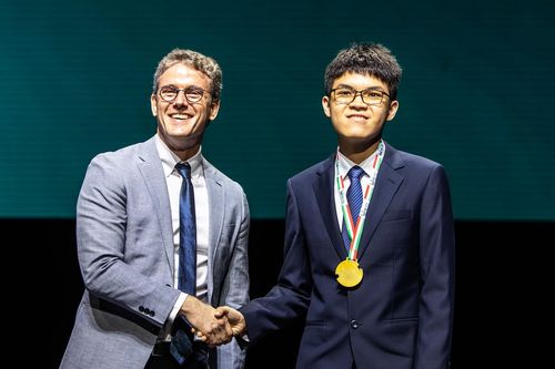 Nguyễn Ngọc Đăng Khoa giành 'chiến thắng kép' sân chơi Olympic Tin học quốc tế