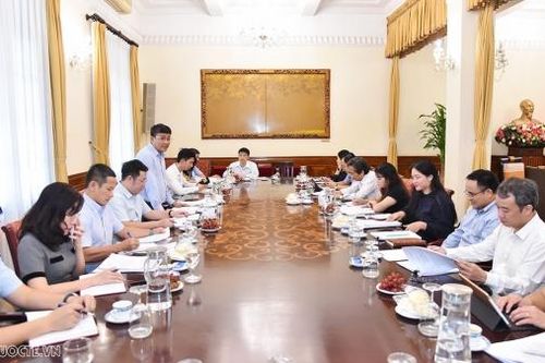Họp Ban soạn thảo Chiến lược xây dựng và phát triển ngành Ngoại giao