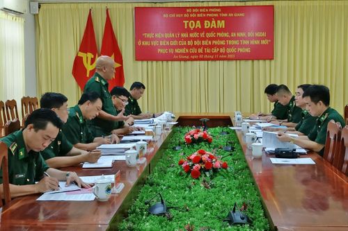 Khảo sát, tọa đàm 'Thực hiện quản lý Nhà nước về quốc phòng, an ninh, đối ngoại ở khu vực biên giới của BĐBP trong tình hình mới'
