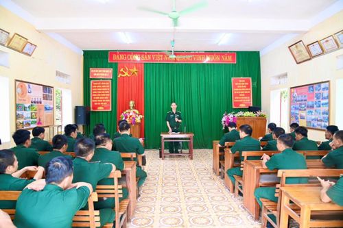 Thực hiện tốt quy chế dân chủ ở cơ sở, góp phần xây dựng đơn vị vững mạnh toàn diện