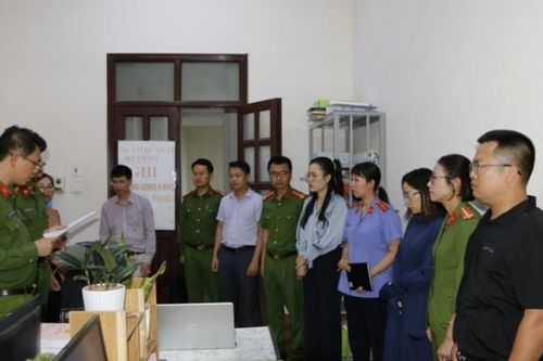 Cán bộ văn phòng đăng ký đất đai, giả mạo sổ đỏ chiếm đoạt hơn 3,2 tỷ đồng