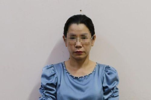Nữ nhân viên Văn phòng nhà đất lừa bán 6 'sổ đỏ' của người dân