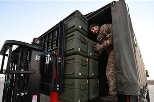 THẾ GIỚI 24H: Mỹ xuất kho vũ khí dự trữ để viện trợ quân sự cho Ukraine