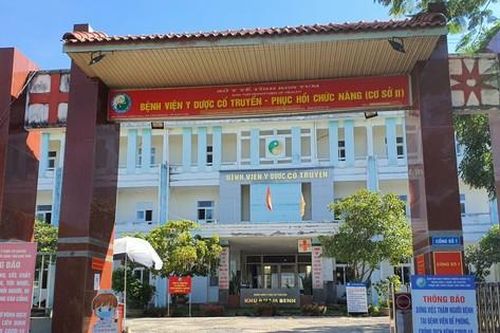 Cách chức một giám đốc Bệnh viện ở Kon Tum vì quan hệ bất chính