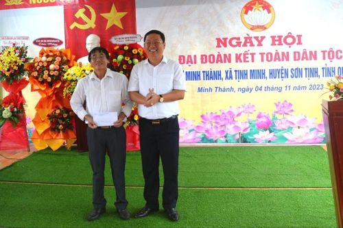 Chủ nhiệm UBKT Tỉnh ủy Quảng Ngãi dự ngày hội Đại đoàn kết tại Khu dân cư