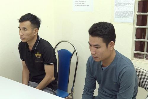 Khởi tố 2 phóng viên vào nhà dân xin tiền 'về làm quà'