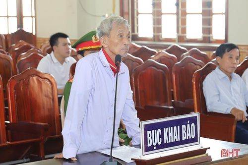 Bị cáo U80 và cú lừa chạy việc ngoạn mục