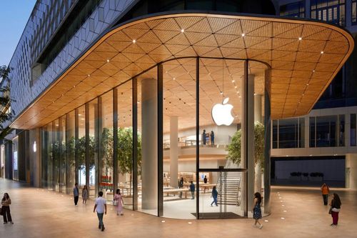 Apple 'hái quả ngọt' tại Việt Nam sau gần nửa năm mở Apple Store Online