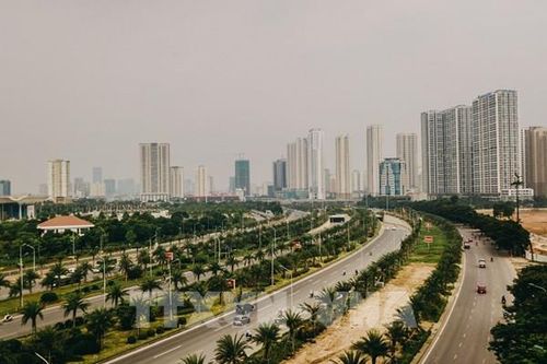 Hà Nội: Lắp đặt thêm biển báo giao thông trên các cao tốc, quốc lộ
