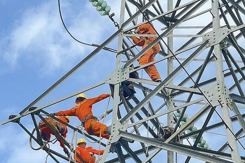 Tuyên Quang: Phát triển lưới điện vùng khó khăn, động lực giúp người dân vươn lên thoát nghèo