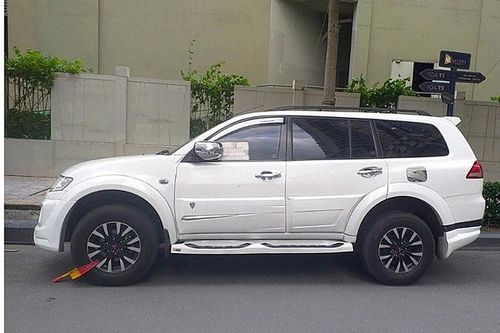 Ban quản lý chung cư khóa xe, phạt tiền người dân... có đúng quy định của pháp luật?