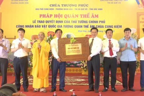 Bắc Ninh đón bằng công nhận Bảo vật quốc gia với tượng Quan Thế Âm