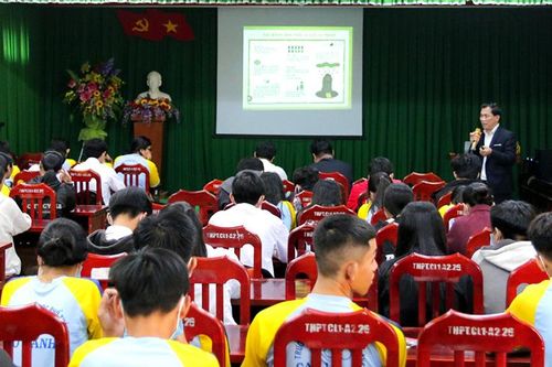 Quan tâm thực hiện các hoạt động hỗ trợ học sinh