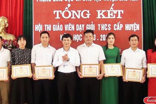 26 giáo viên được công nhận giáo viên dạy giỏi THCS cấp huyện năm học 2023-2024