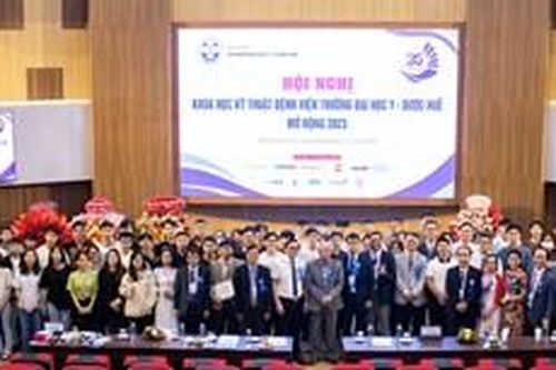 Hơn 100 bài báo khoa học tham gia hội nghị khoa học kỹ thuật Bệnh viện Trường đại học Y - Dược mở rộng