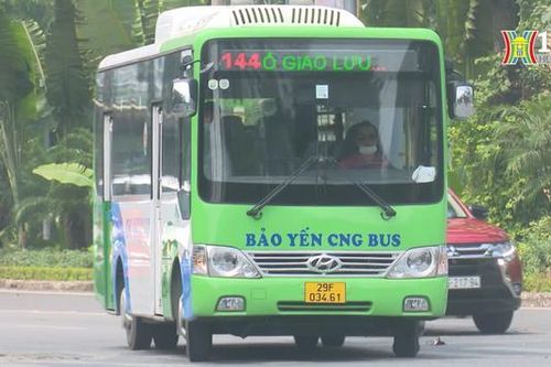 Hà Nội điều chỉnh lộ trình, tần suất xe buýt
