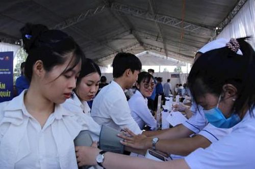Sôi nổi Ngày hội 'Thanh niên công nhân - Lan tỏa năng lượng tích cực'