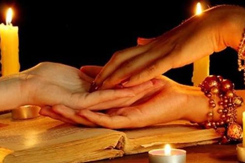 Từ vụ thầy bói lừa 'cắt vía âm' chiếm đoạt 1,6 tỷ đồng: Hệ lụy đáng buồn từ những niềm tin mù quáng
