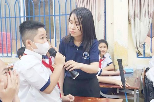 Rào chắn bảo vệ trẻ trên không gian mạng: 'Áo giáp' vô hình