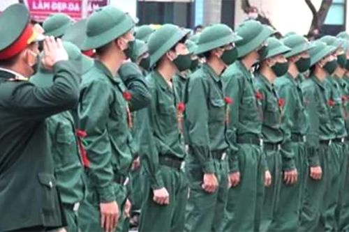 Hạ sĩ quan binh sĩ dự bị gồm những đối tượng nào? Chế độ, chính sách đối với hạ sĩ quan binh sĩ dự bị?