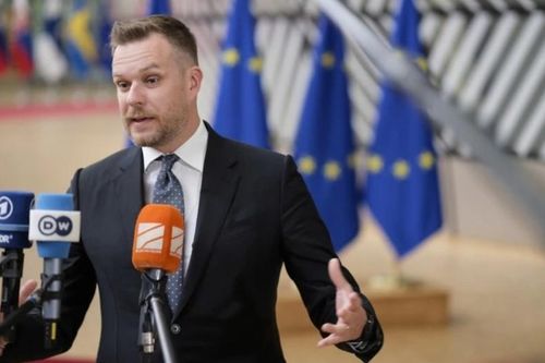 Ngoại trưởng Lithuania phản đối ký kết thỏa thuận hòa bình Nga-Ukraine, nói là cơ hội để Moscow tái vũ trang