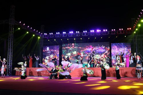 Đặc sắc Chương trình giao lưu văn nghệ Việt Nam - Trung Quốc