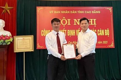 Điều động, tiếp nhận, bổ nhiệm cán bộ chủ chốt ở 14 tỉnh, thành
