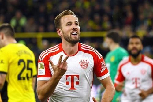 Kane lập hat-trick, đi vào lịch sử Bundesliga với kỷ lục vô tiền khoáng hậu