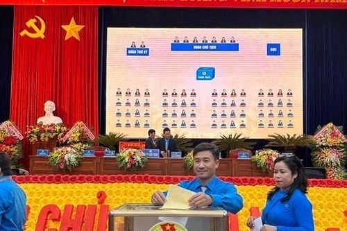 Phó Chánh Văn phòng Tỉnh ủy Đắk Lắk làm Chủ tịch Liên đoàn lao động tỉnh