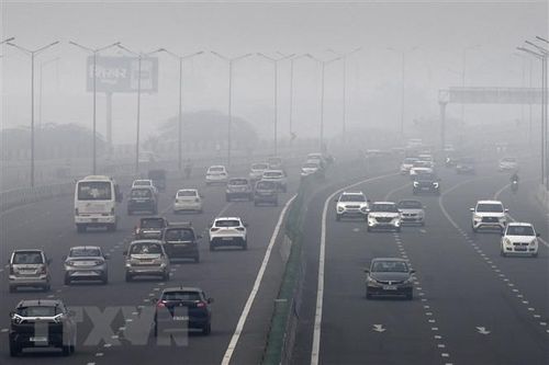 Ô nhiễm không khí nghiêm trọng tại Thủ đô New Delhi của Ấn Độ