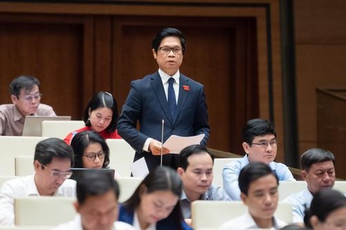 Còn tình trạng 'có tiền mà không tiêu được', kinh tế sẽ khó phục hồi