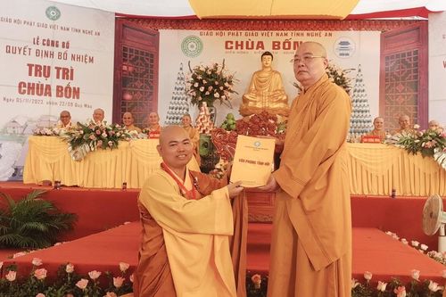 Nghệ An: Lễ công bố quyết định bổ nhiệm trụ trì và khởi công xây dựng chùa Bốn