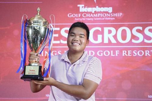 Golfer 16 tuổi vô địch giải Tiền Phong Golf Championship 2023