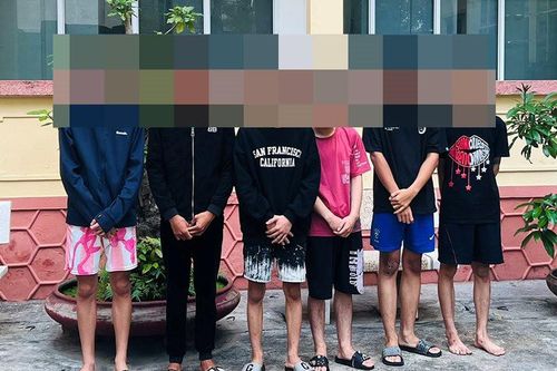 Tạm giữ hình sự nhóm đối tượng gây rối trật tự công cộng